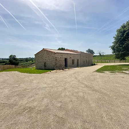 Les Belles Pierres, Longere De Charme Et Authentique Vue Campagne, 3 Min Puy Dufou Saint-Malo-du-Bois